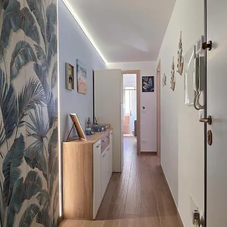 Kamira's Casa Апартаменти *